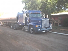 trucks 009.jpg