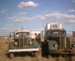 1945 Mack E,next to the Diamond T it just moved.jpg