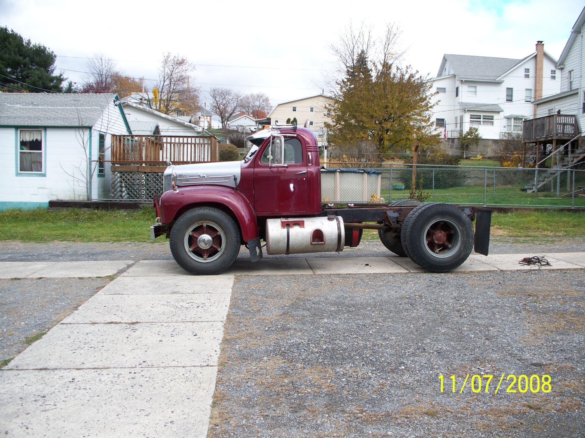 Mack B61lt - Classic Mack Trucks 1950-1989 - Bigmacktrucks.com