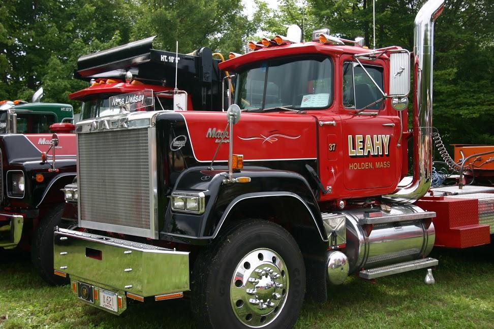 Some Superliner Pics. - Antique And Classic Mack Trucks General ...