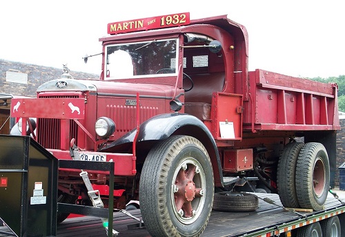 1937 Mack BX - Copy.JPG