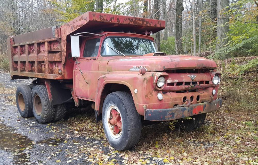 1957 Ford T-800-2.jpg