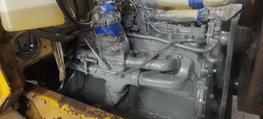 B20 engine right side after paint.jpg