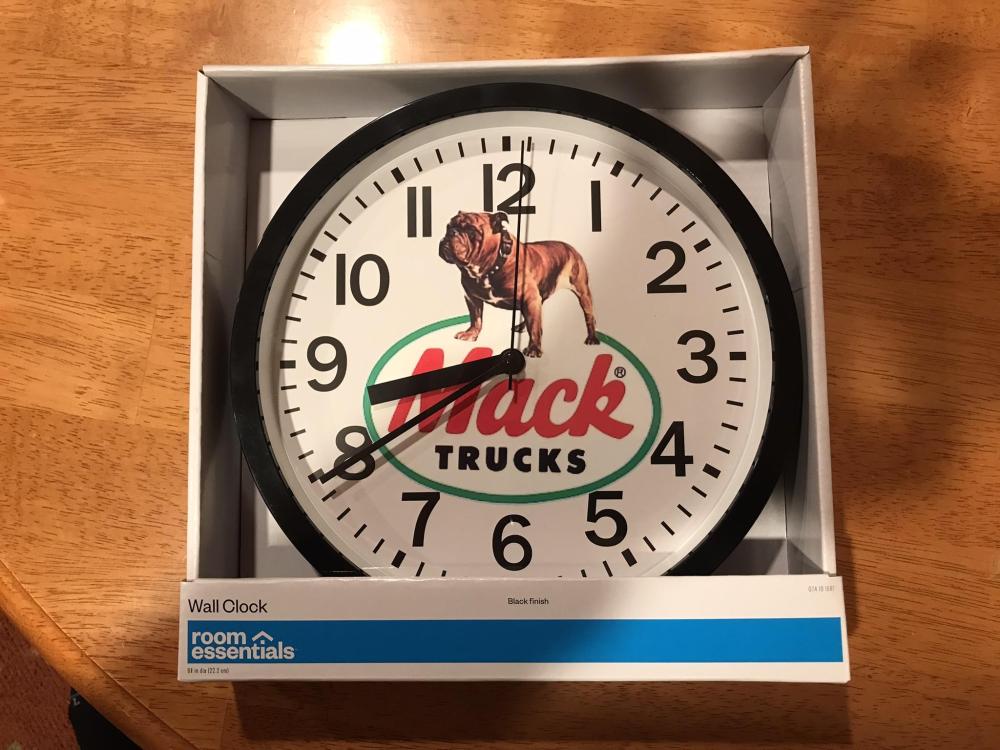 MackLogoclock.thumb.JPEG.6e0f732798a89d2c63b1c7b420ea6c3f.JPEG